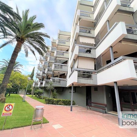 Solo Familias, Apartamento Climatizado Y Cerca De La Playa 살루 외부 사진